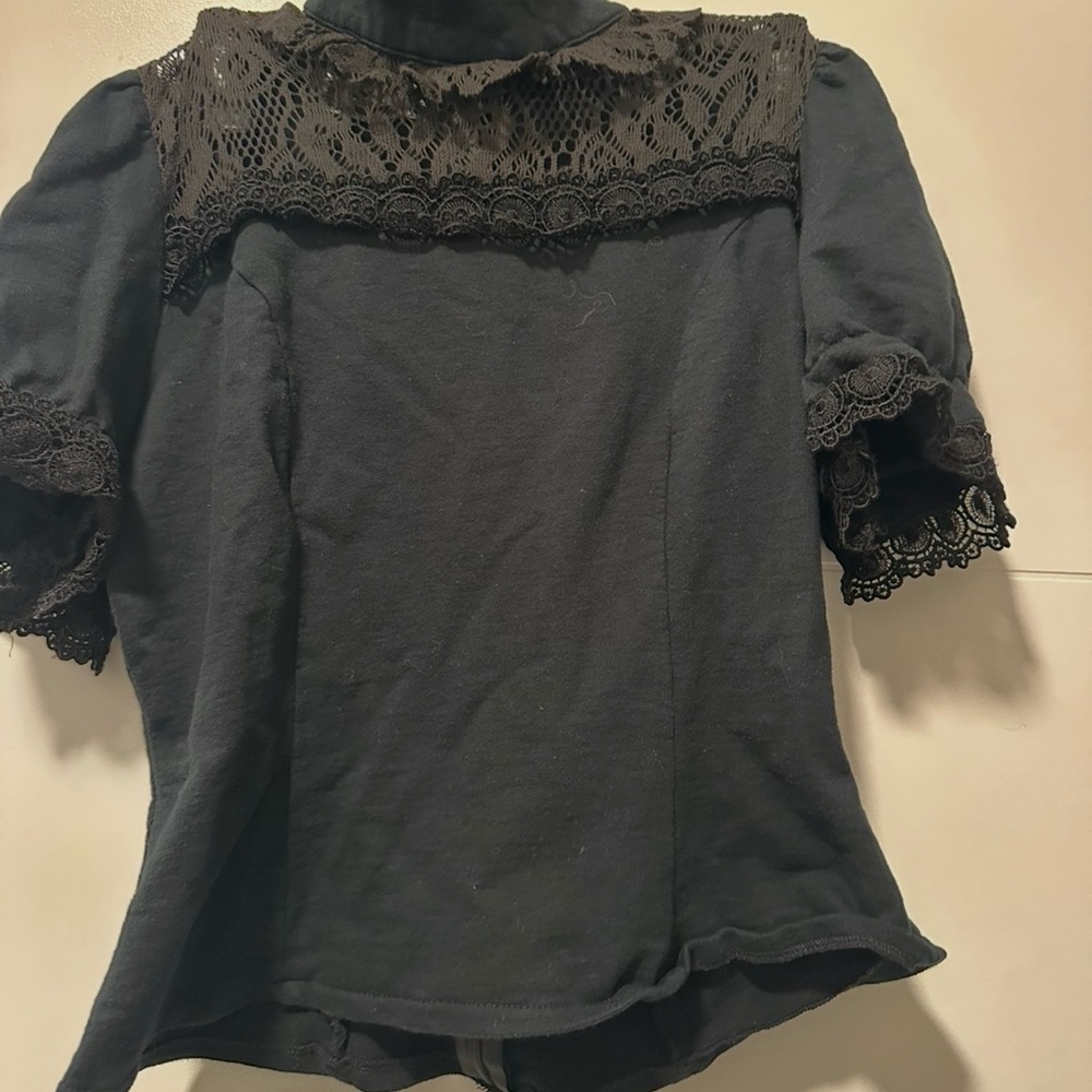 Chic Black Garment